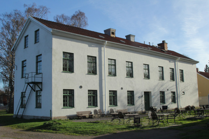 Neue Kaserne (Großer Anbau, ”Der General”). Foto: Bernd Beckmann