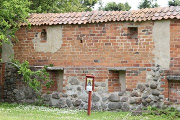 Klostermauer mit Haus der Beginen. Foto: Bernd Beckmann