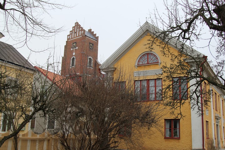 Rödtornet och Bergenstråhlska huset. Foto: Bernd Beckmann